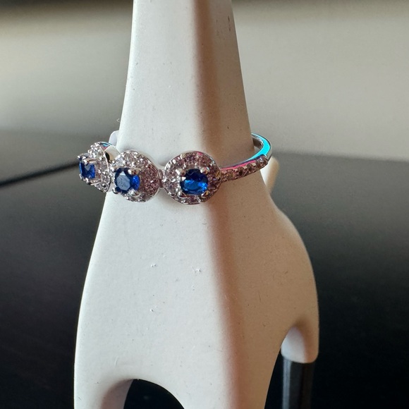 BP Sterling Band with Burma Blue Spinel (RBP 5410) - Picture 5 of 10